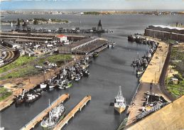 56-LORIENT- VUE DU CIEL, LE PORT DE PÊCHE - Lorient