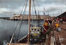 56-LORIENT- LE PORT DE COMMERCE ET LA BASE SOUS-MARINE - Lorient