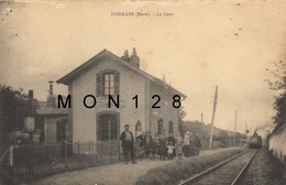 FOURGES (27)  LA GARE  (train) - Fourges
