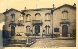 78 - Louveciennes - La Mairie Et Le Monument Aux Morts - Louveciennes