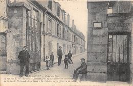 93-LE BOURGET- COUR DU PARC, OU FUT TUE ERNEST-BAROCHE COMMANDANT DU 12 Eme BATAILLON MOBILE DE LA GARDE Nle DE LA SEINE - Le Bourget