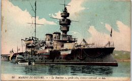 BATEAUX - GUERRE -- Marine De Guerre - Le Bouvines - Oorlog