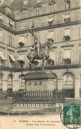 PARIS STATUE DE JEANNE D'ARC PLACE DES PYRAMIDES - Statues