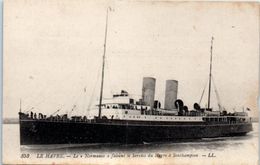 BATEAUX - PAQUEBOTS - - Le  Havre -  Le Normania - Steamers