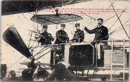 AVIATION --  Aviateur -- La Nacelle  Du Dirigeable Militaire République Septembre 1909  - Le Capitaine Marchal..... - Aviatori