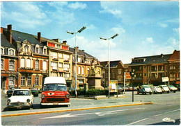 Wavre - Place Alphonse-Bosch - & Old Cars - Wavre