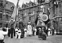 59-DOUAI-MONSIEUR GAYANT ET SES ENFANTS - Douai