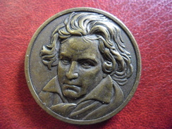 MEDAILLE LUDWIG VAN BEETHOVEN - Compositeur Allemand 18 ° Et 19° Siècle - Musique Musicien 38 Mm - Autres & Non Classés