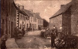 Guerlesquin La Rue De La Poste - Guerlesquin