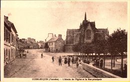 Guerlesquin L'abside De L'église Et La Rue Principale - Guerlesquin