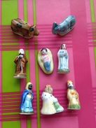 8 Feves Serie Complete Creche Santons 1994 Aria Nordia Marie Jesus Joseph Rois Mage Ane Boeuf - Santini