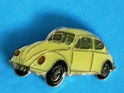 Pin's  VOLKSWAGEN Coccinelle - Volkswagen