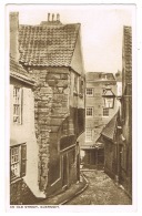 RB 1165 - Early Postcard - An Old Street Guernsey - Channel Islands - Guernsey