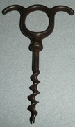 Ancien Tire-Bouchons En Métal Acier - Bottle Openers