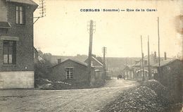 80  COMBLES    RUE  DE  LA  GARE - Combles