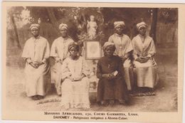 AFRIQUE, DAHOMEY,danhomé 1900,sud Est Bénin Actuel,royaume Africain,religieuses Indigènes  Abomé Calavi,croix,bible,rare - Dahomey