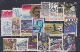 Pays-Bas N° 1103 / 21 XX : Année 1979 En Tiombres-poste Complète Les 19 Valeurs Sans Charnière TB - Annate Complete