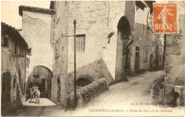 07/ CPA : Serrières - Rue Du Cerf Et De L'Hopital (Attelage) - Serrières