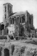 Saint Malo     35     Après La Bataille D'Août 1944  . La Cathédrale    10x15      (voir Scan) - Saint Malo