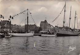 Saint Malo      35       Pardon Des Terreneuvas    1957      10x15      (voir Scan) - Saint Malo