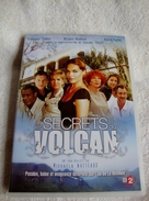 Dvd Zone 2 Es Secrets Du Volcan (2006) Intégrale  Vf - TV-Reeksen En Programma's