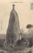 - Finistere - Ref- D716 - Tregunc - Le Menhir - Dolmen Et Menhirs - Enfants - Carte Bon Etat - - Trégunc