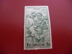 TIMBRE  CAMEROUN   POSTE  AERIENNE   N  19  COTE  1,20  EUROS   NEUF  TRACE  CHARNIERE - Luftpost