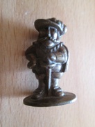 Figurine KINDER MONOBLOC METAL /  NAIN MOUSQUETAIRE - Metalen Beeldjes