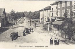 Delcampe - BEAUREPAIRE-33 -BOULEVARD DE LA GARE - CARTE ANIMEE - Beaurepaire
