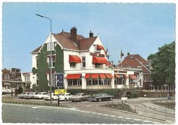 's-Hertogenbosch - Hotel - Café - Restaurant Chalet Royal - Groot Formaat - Oldtimer Volkswagen Kever - 's-Hertogenbosch