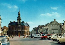 LESSINES-GRAND PLACE-AUTOMOBILES-2CV CITROEN-VELO-MOTEUR SOLEX - Lessines