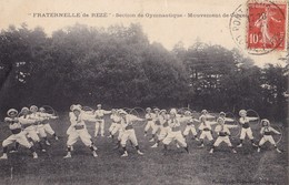 " FRATERNELLE De REZE". - Section De Gymnastique -  Mouvement De Cerceaux. Carte Pas Courante - Gimnasia