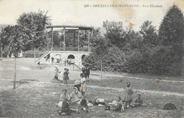 Bruxelles Koekelberg - Parc Elisabeth, Kiosque - Carte Animée N° 220 - Bosques, Parques, Jardines