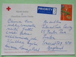 Finland 2004 Postcard ""house And Trees Under Snow - Red Cross""  Helsinki To England - Christmas - Lettres & Documents