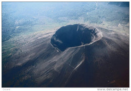 (T22-037 )  Vulkan Volcano Volcan Volcan , Prestamped Card, Postal Stationery - Volcans