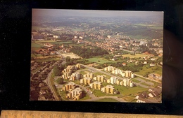 BRIGNAIS Rhône 69 : Vue Aérienne Générale Sur La Ville Et La Cité Immeubles La Compassion - Brignais