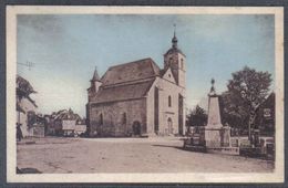 Carte Postale 46. Vayrac  Place De L'église Et Monument Aux Morts    Trés Beau Plan - Vayrac