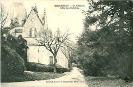 Cpa MIRAMBEAU 17 Le Château - Allée Des Cuisines - Mirambeau