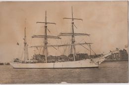 Carte Photo Marine 1920's RPPC Navy Norway Norge Ship Voilier à Identifier Denmark Danmark - Sailing Vessels