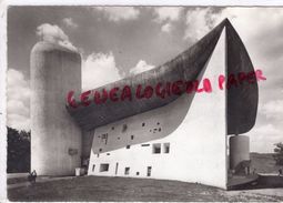 70 - RONCHAMP - CHAPELLE DE NOTRE DAME DU HAUT - LE CORBUSIER -LA FACE SUD - Autres & Non Classés