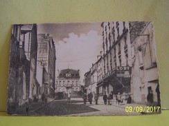 Delcampe - BAGNOLET (SEINE SAINT DENIS) LES COMMERCES. LES MAGASINS. LA MAIRIE ET LA RUE R. BERTON. - Bagnolet