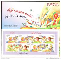 BIELORRUSIA - EUROPA 2010 -TEMA ANUAL " LIBROS INFANTILES".- CARNET Con HOJITA BLOQUE De 3 SERIES  DENTADAS - 2010