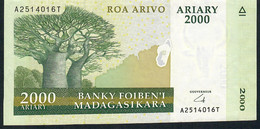 MADAGASCAR P90b 2000 ARIARY ND Signature 6 Issued 2008 W/o Francs Pref/suf A/T Paper Substrate XF-AU - Madagaskar