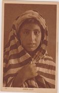Cpa,1924,FILLETTE ARABE,jeune Innocente,musulmane,téte Couverte,par L´éditeur Cotée LEHNERT ET LANDROCK,rare - Islam