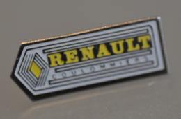 REF M1  : Pin's Pin  : Theme Automobile Renault Coulommiers - Renault