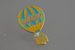 REF M1  : Pin's Pin  : Theme MONTGOLFIERE : UFCV - Montgolfières