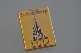 REF M3  : Pin's Pin  : Theme BANQUE : BNP Euro Disney - Banques
