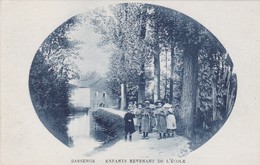 Bassenge - Enfants Revenant De L'école - Bassenge