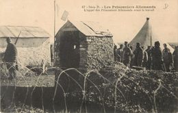 LES PRISONNIERS ALLEMANDS - L APPEL DES PRISONNIERS ALLEMANDS AVANT LE TRAVAIL 5 CARTE INEDITE SUR DELCAMPE !!) - War 1914-18