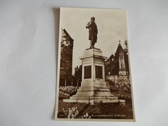 Stirling Burns Statue - Stirlingshire